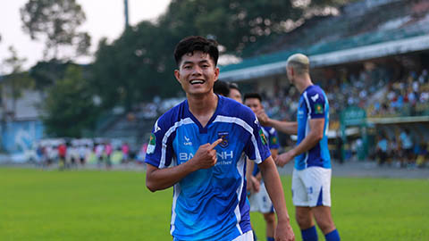  Đội bóng của HLV Park Hang Seo áp sát ngôi đầu bảng giải Hạng Nhất 2025/26